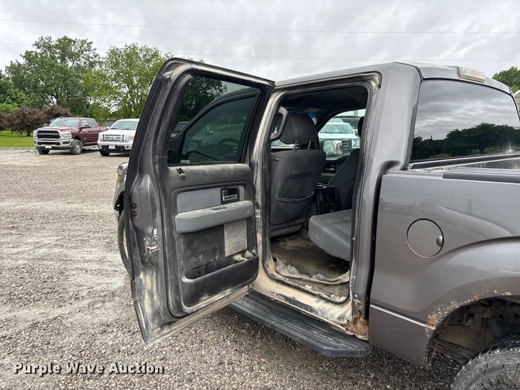 image for item FC5766 2012 Ford F150 XLT Crew Cab pickup truck
