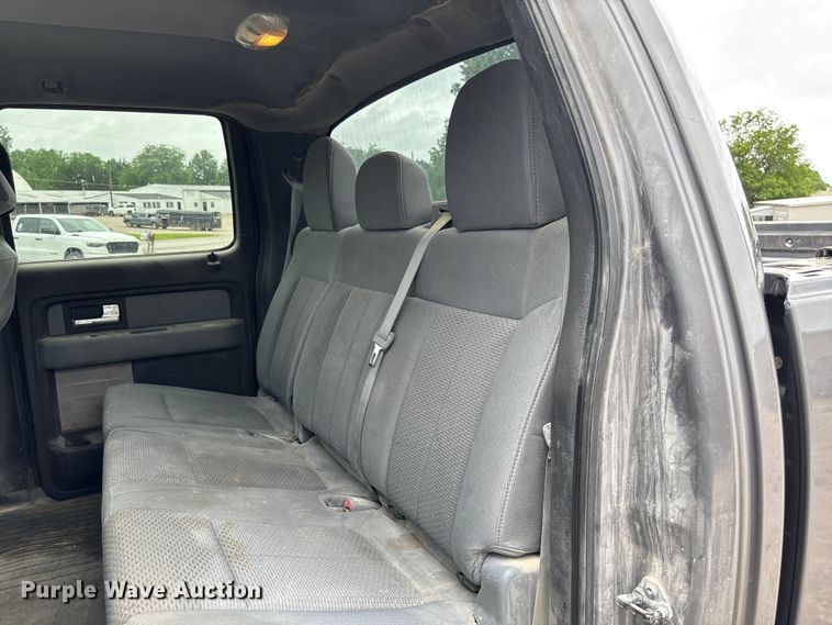 image for item FC5766 2012 Ford F150 XLT Crew Cab pickup truck