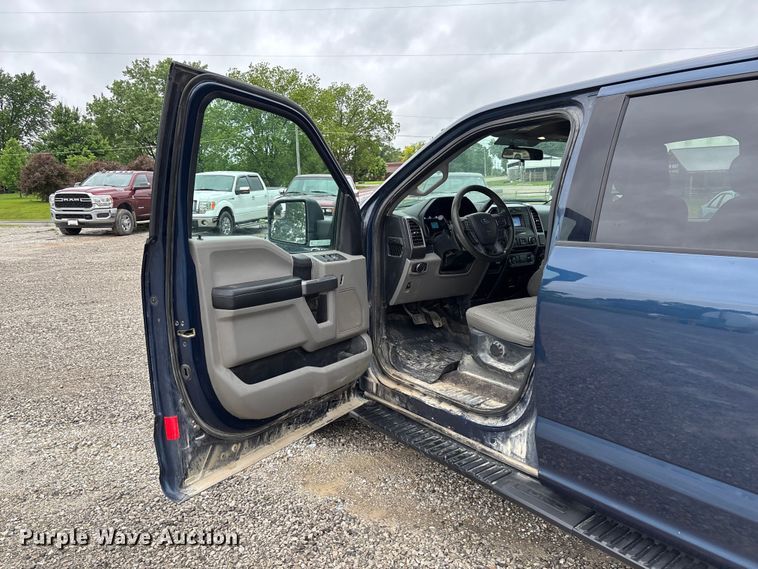 image for item FC5767 2018 Ford F150 XLT Crew Cab pickup truck