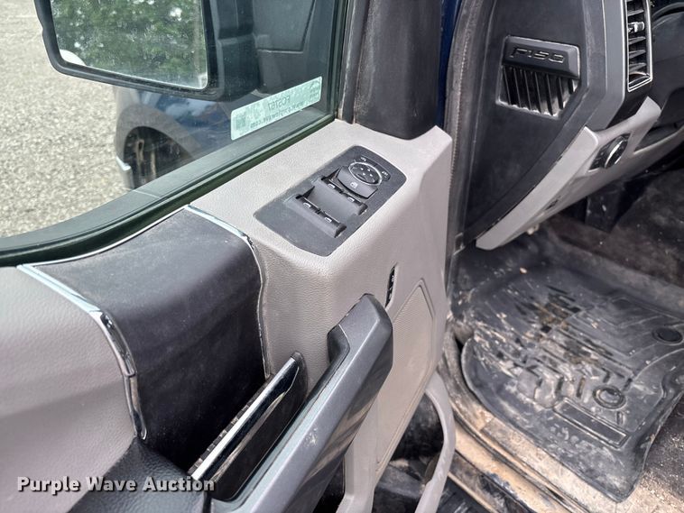image for item FC5767 2018 Ford F150 XLT Crew Cab pickup truck