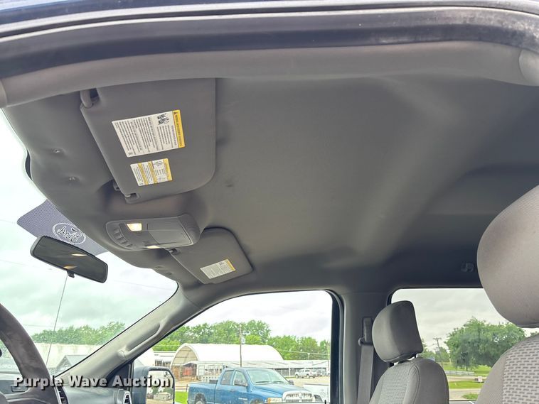 image for item FC5767 2018 Ford F150 XLT Crew Cab pickup truck