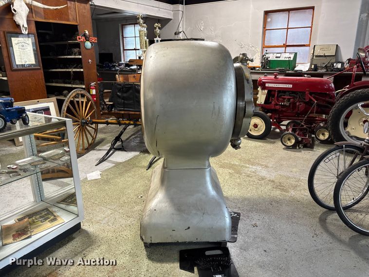 image for item FC5769 Yale safe