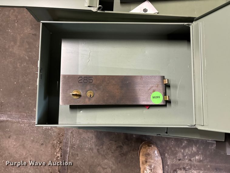 image for item FC5770 (5) pallets of lock boxes
