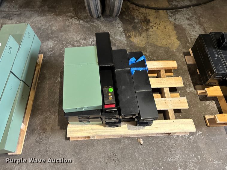image for item FC5770 (5) pallets of lock boxes