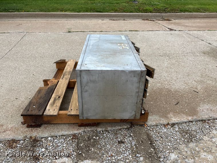 image for item FC5776 Lock box cabinet