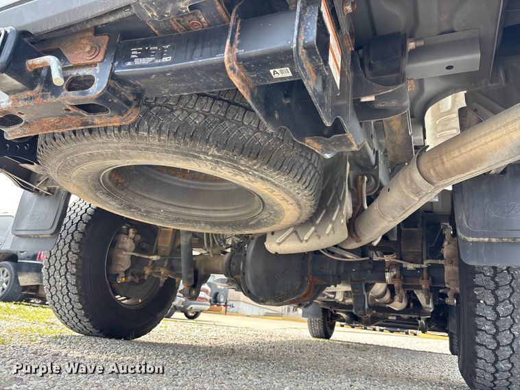 image for item FC5826 2017 Ford F250 Super Duty Crew Cab pickup truck