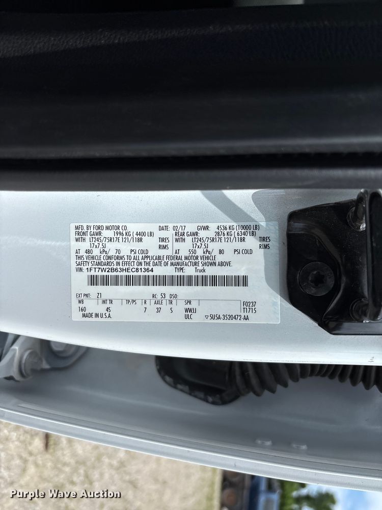image for item FC5826 2017 Ford F250 Super Duty Crew Cab pickup truck