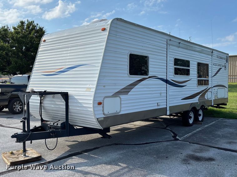 image for item FC5890 2006 Keystone Sprinter camper