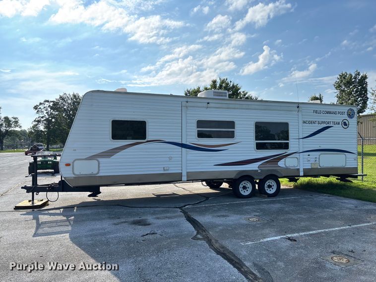 image for item FC5890 2006 Keystone Sprinter camper
