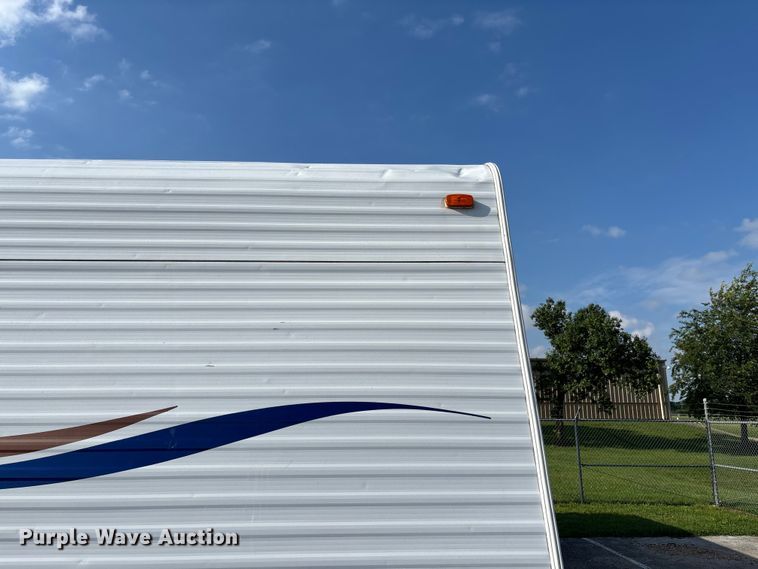 image for item FC5890 2006 Keystone Sprinter camper