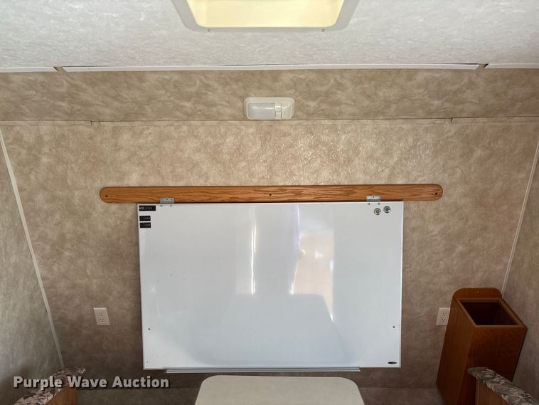 image for item FC5890 2006 Keystone Sprinter camper