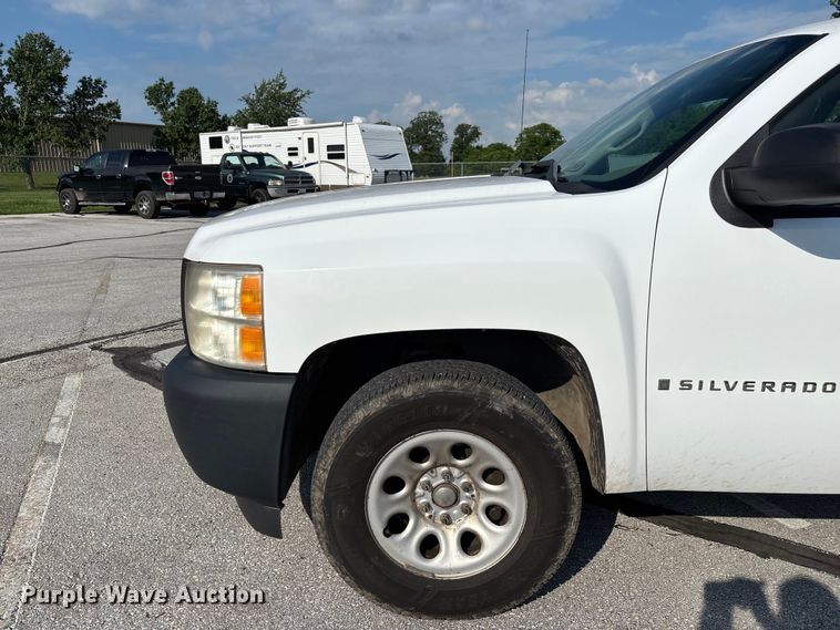 image for item FC5891 2008 Chevrolet Silverado 1500 Ext. Cab pickup truck