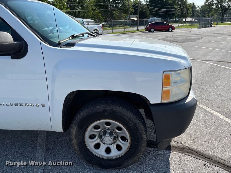 image for item FC5891 2008 Chevrolet Silverado 1500 Ext. Cab pickup truck