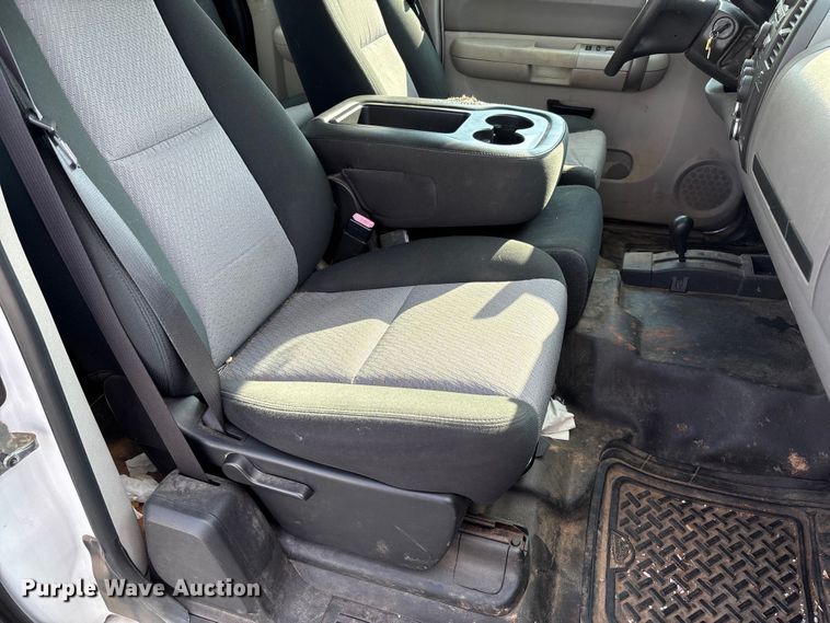 image for item FC5891 2008 Chevrolet Silverado 1500 Ext. Cab pickup truck