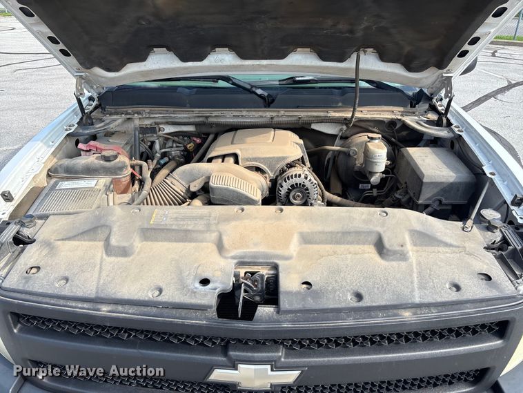 image for item FC5891 2008 Chevrolet Silverado 1500 Ext. Cab pickup truck