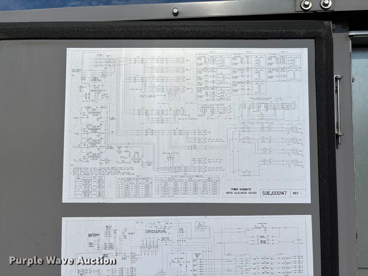 image for item FC5892 2021 Carrier 48A2E030CDG641GG HVAC unit