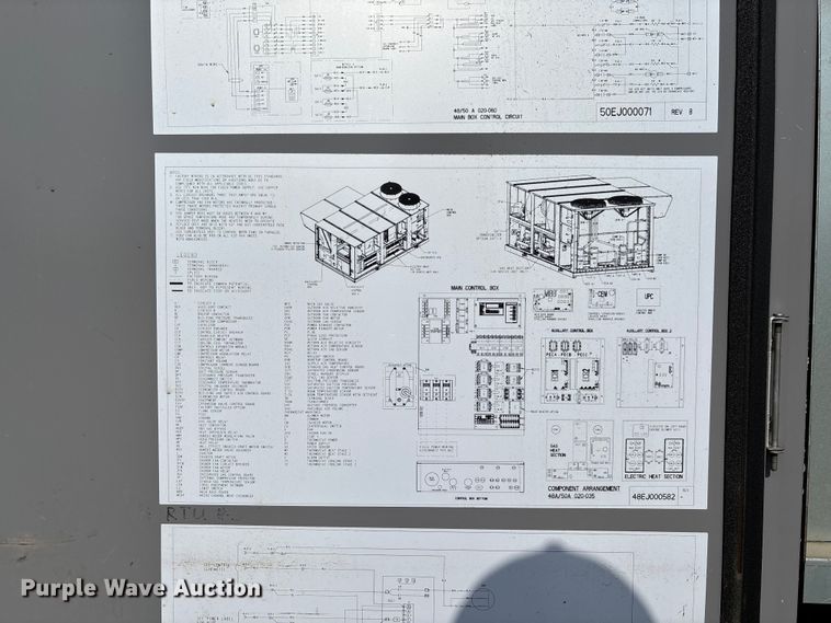 image for item FC5892 2021 Carrier 48A2E030CDG641GG HVAC unit