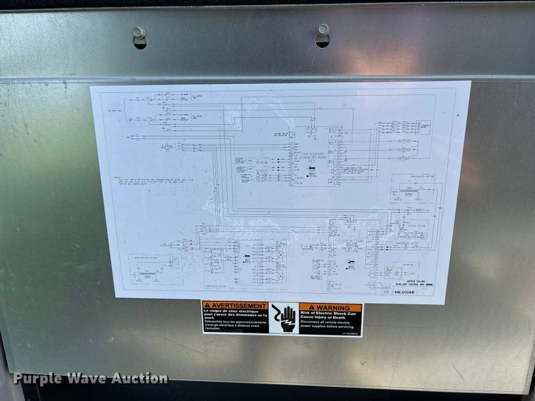 image for item FC5892 2021 Carrier 48A2E030CDG641GG HVAC unit