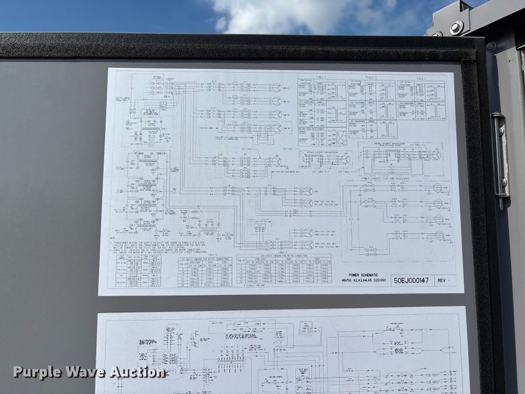 image for item FC5893 2021 Carrier 48A2E030CDG641GG HVAC unit