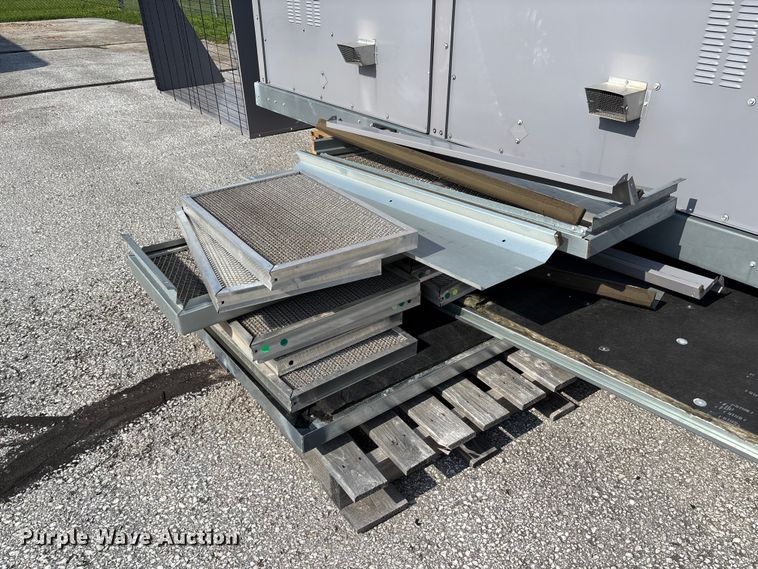 image for item FC5893 2021 Carrier 48A2E030CDG641GG HVAC unit