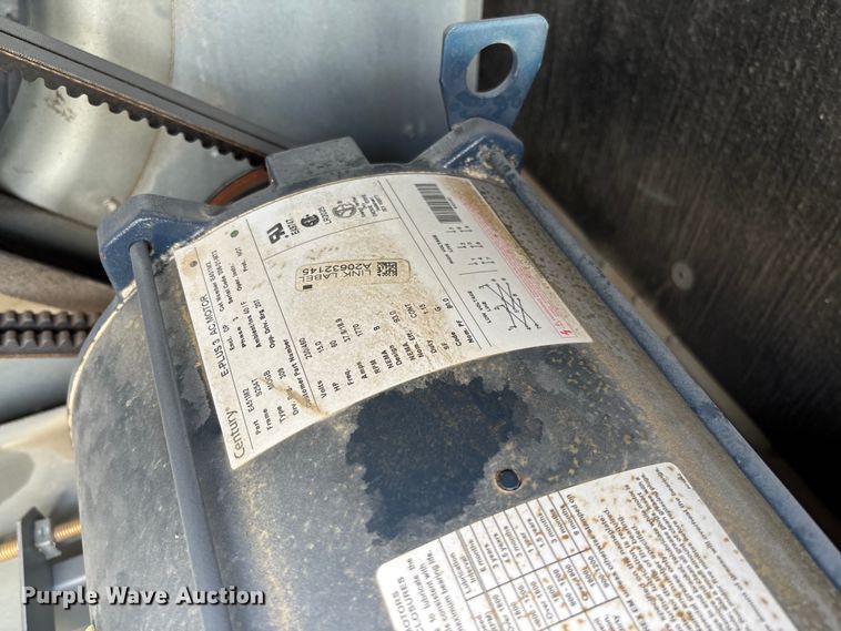 image for item FC5893 2021 Carrier 48A2E030CDG641GG HVAC unit