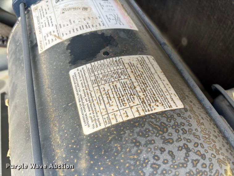 image for item FC5893 2021 Carrier 48A2E030CDG641GG HVAC unit