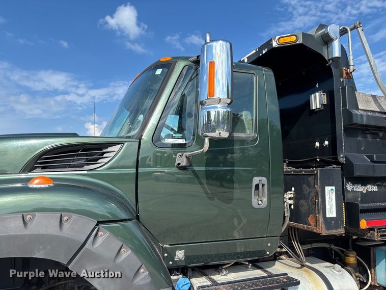 image for item FC5894 2015 International WorkStar 7600 dump truck