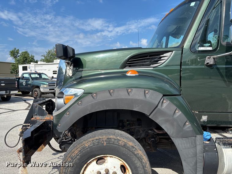 image for item FC5894 2015 International WorkStar 7600 dump truck