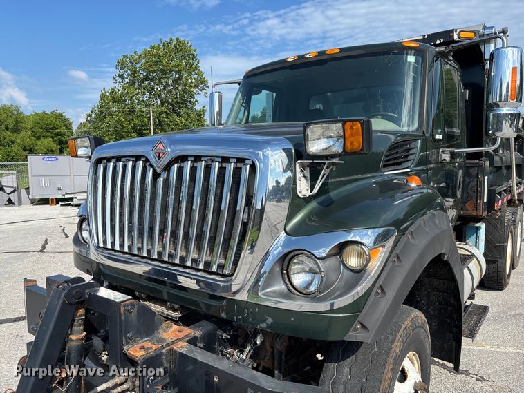 image for item FC5894 2015 International WorkStar 7600 dump truck