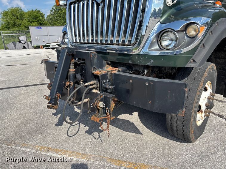 image for item FC5894 2015 International WorkStar 7600 dump truck