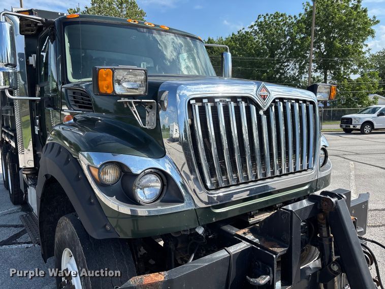 image for item FC5894 2015 International WorkStar 7600 dump truck