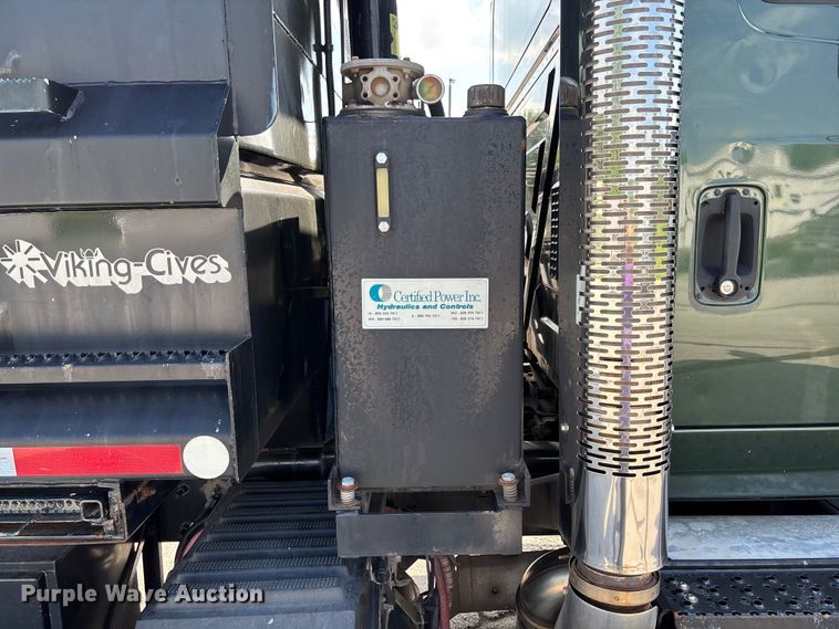 image for item FC5894 2015 International WorkStar 7600 dump truck