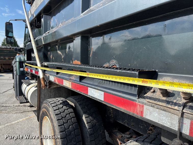 image for item FC5894 2015 International WorkStar 7600 dump truck