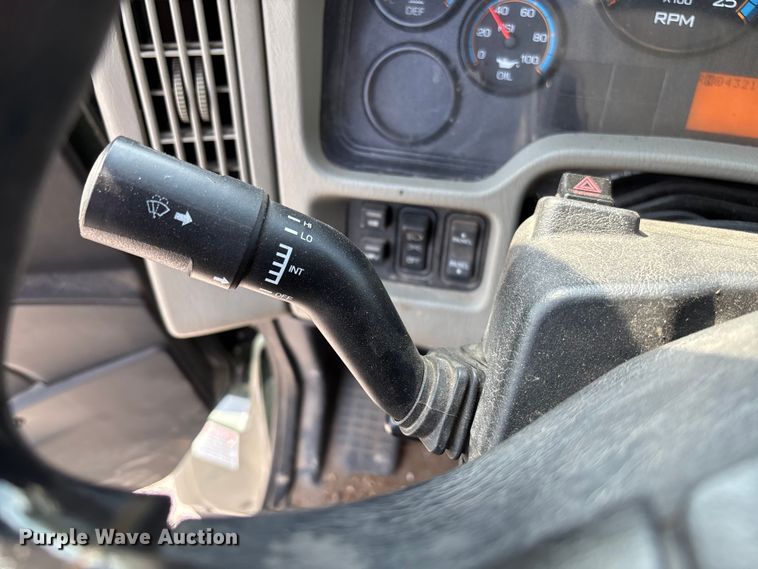 image for item FC5894 2015 International WorkStar 7600 dump truck