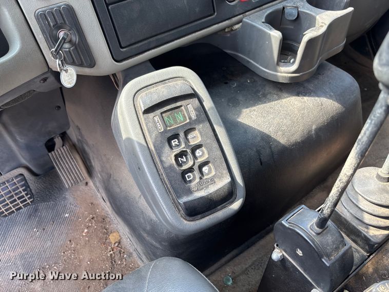 image for item FC5894 2015 International WorkStar 7600 dump truck
