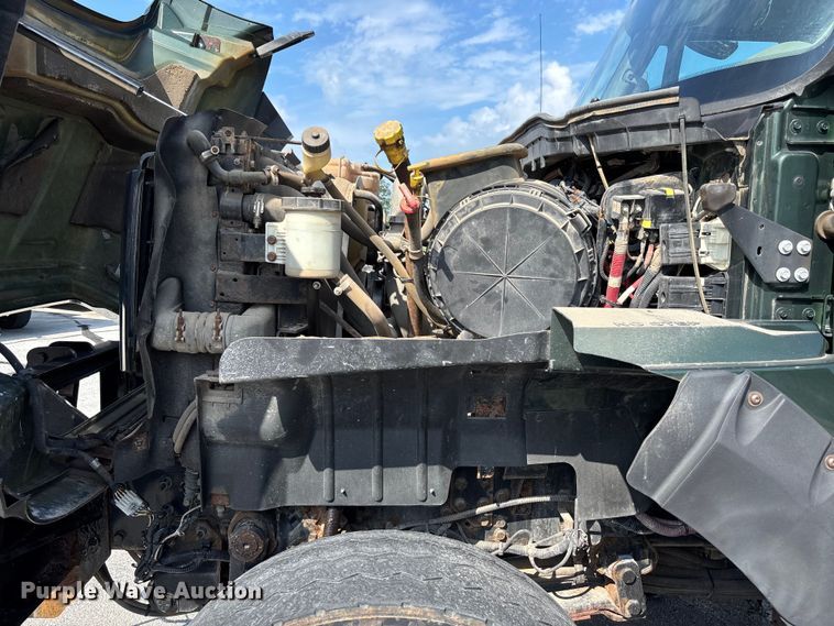 image for item FC5894 2015 International WorkStar 7600 dump truck