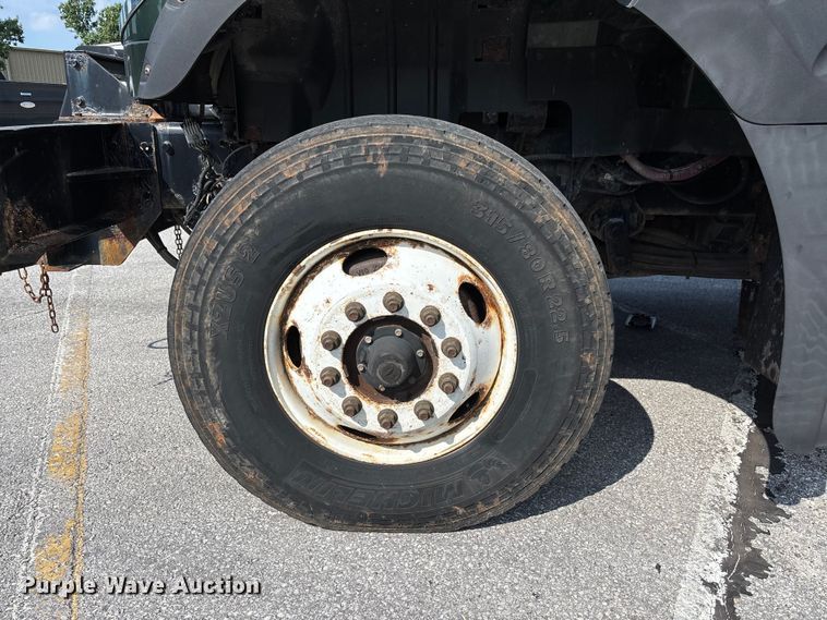 image for item FC5894 2015 International WorkStar 7600 dump truck
