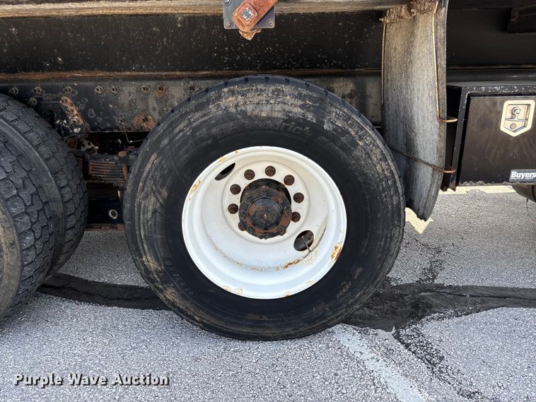 image for item FC5894 2015 International WorkStar 7600 dump truck