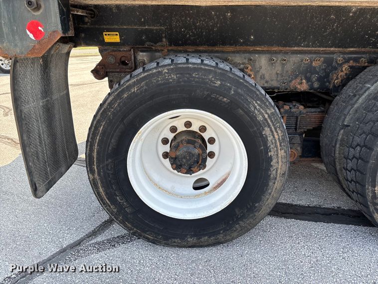 image for item FC5894 2015 International WorkStar 7600 dump truck