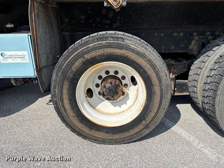image for item FC5894 2015 International WorkStar 7600 dump truck