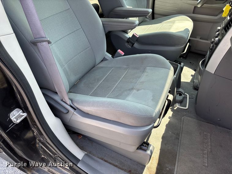 image for item FC5896 2009 Dodge Grand Caravan SE van