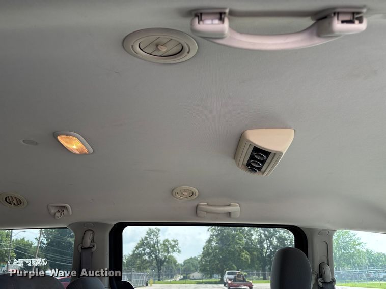 image for item FC5896 2009 Dodge Grand Caravan SE van