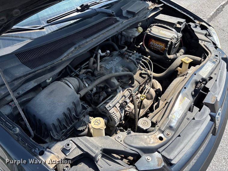 image for item FC5896 2009 Dodge Grand Caravan SE van