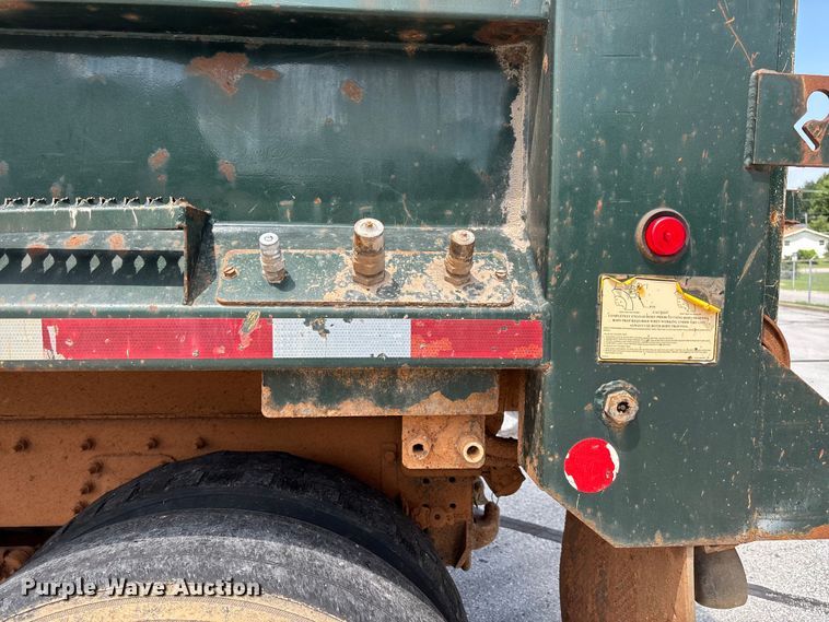 image for item FC5897 2013 International WorkStar 7600 dump truck