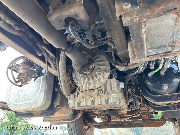 image for item FC5897 2013 International WorkStar 7600 dump truck