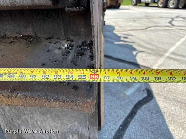 image for item FC5898 2013 International WorkStar 7600 dump truck