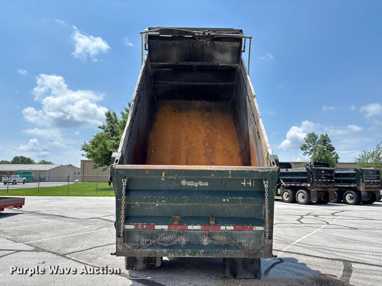 image for item FC5898 2013 International WorkStar 7600 dump truck