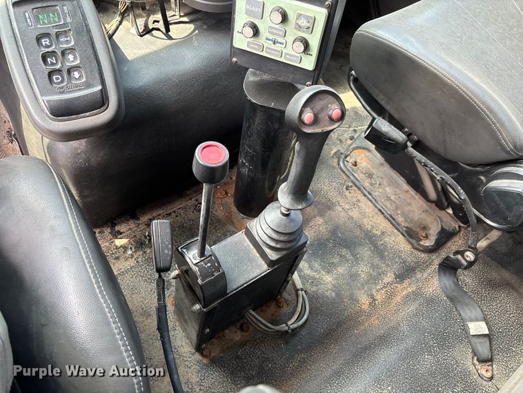image for item FC5898 2013 International WorkStar 7600 dump truck