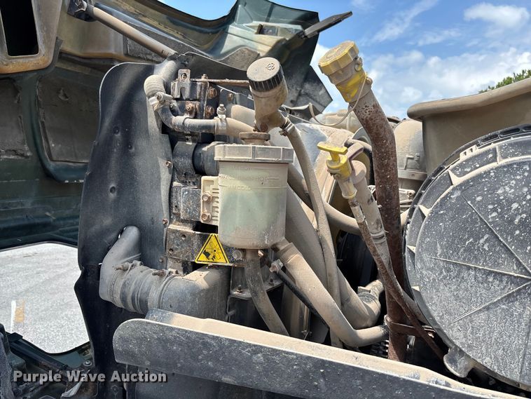 image for item FC5898 2013 International WorkStar 7600 dump truck