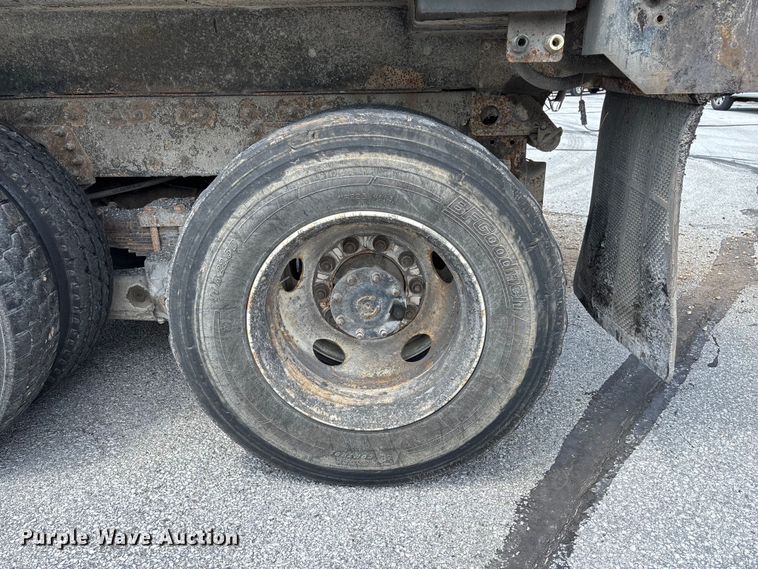 image for item FC5898 2013 International WorkStar 7600 dump truck
